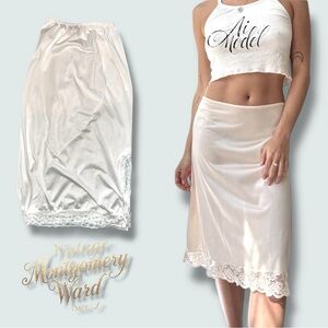 Montgomery Ward Vintage Slip Lace Trim Half Slip - Size Large (30-32)
